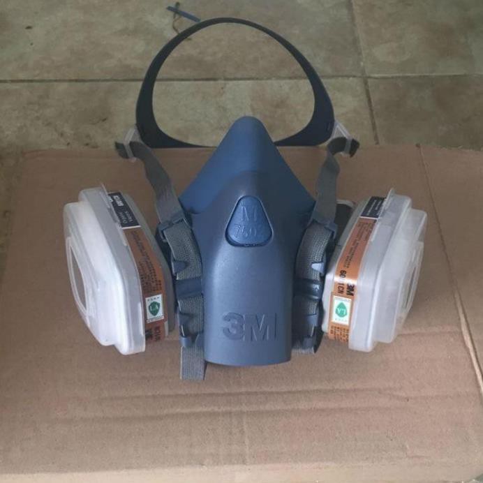 Mặt nạ phòng độc 3M