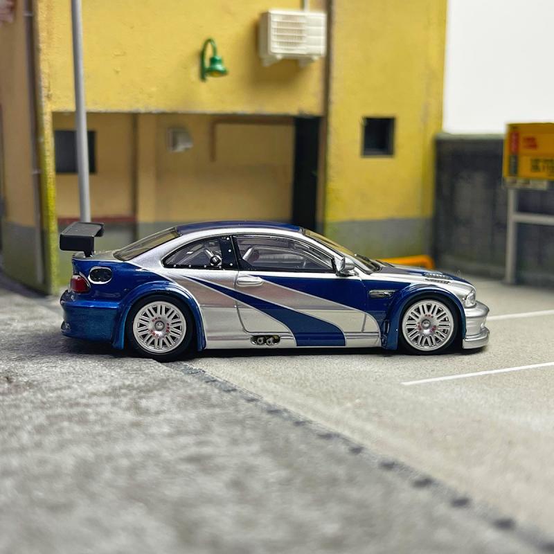 Dc Mô Hình Xe Ô Tô bmw m3 gtr e46 Tỉ Lệ 1: 64