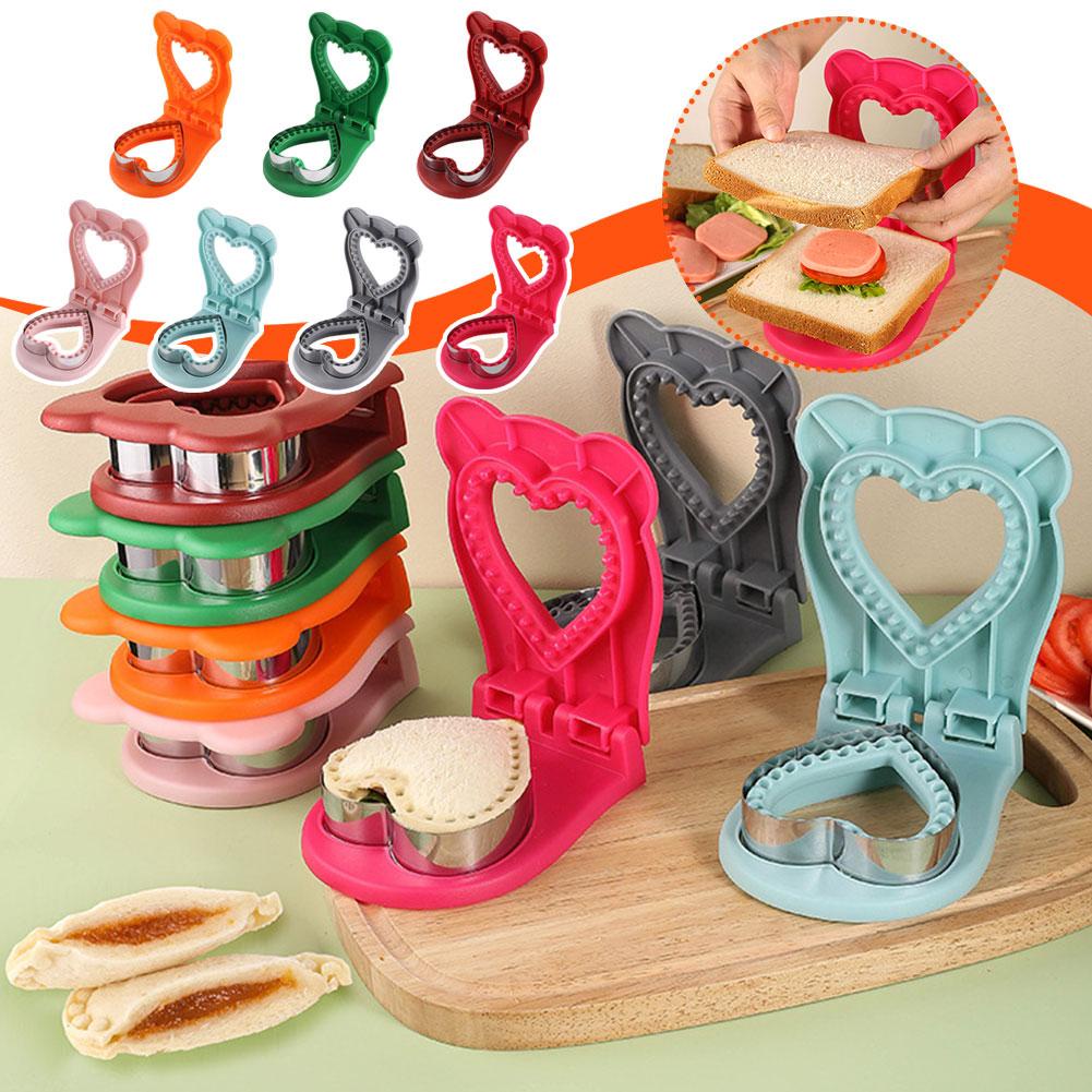 Khuôn Cắt Bánh Mì sandwich Hình Trái Tim p1o5