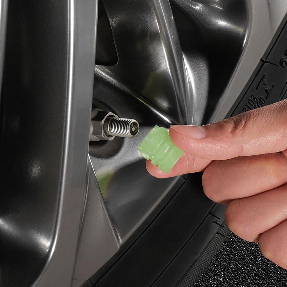 Bộ 4 Nắp Van Phát Sáng Xanh Lá Thông Dụng Cho Xe Hơi Xe Máy