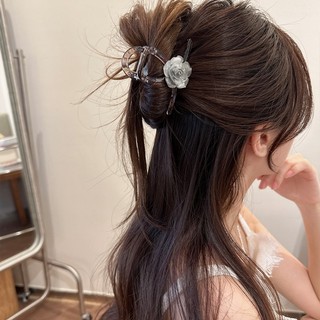 Mới Kẹp Tóc Cá Mập Đính Hoa Trà Lớn Dễ Thương Cho Nữ