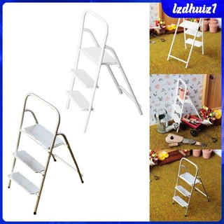 Mô hình thang 3 bậc thang mini tỉ lệ 1 / 12 trang trí tiểu cảnh tỉ lệ 1 / 12