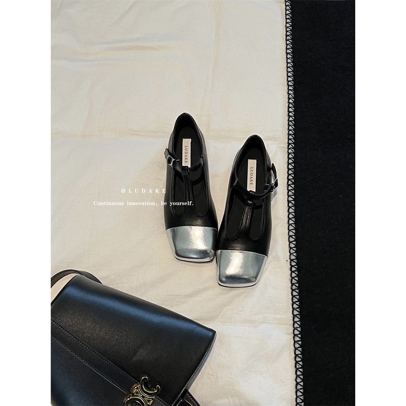 Giày Búp Bê Da Mũi Vuông Phối Màu Xinh Xắn Theo Phong Cách Pháp Dành Cho Nữ