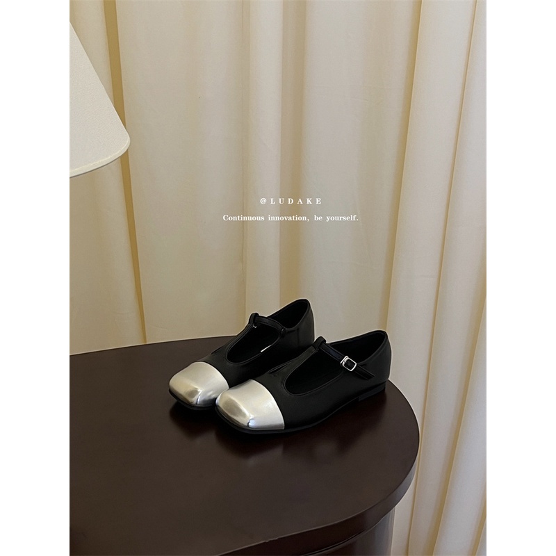 Giày Búp Bê Da Mũi Vuông Phối Màu Xinh Xắn Theo Phong Cách Pháp Dành Cho Nữ