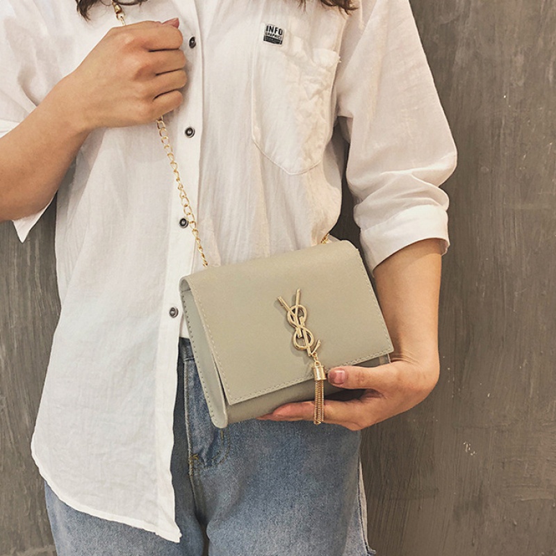 Túi Da Đeo Chéo Hình Vuông Cỡ Nhỏ Phối Dây Đeo Sợi Xích Thời Trang Cho Nữ