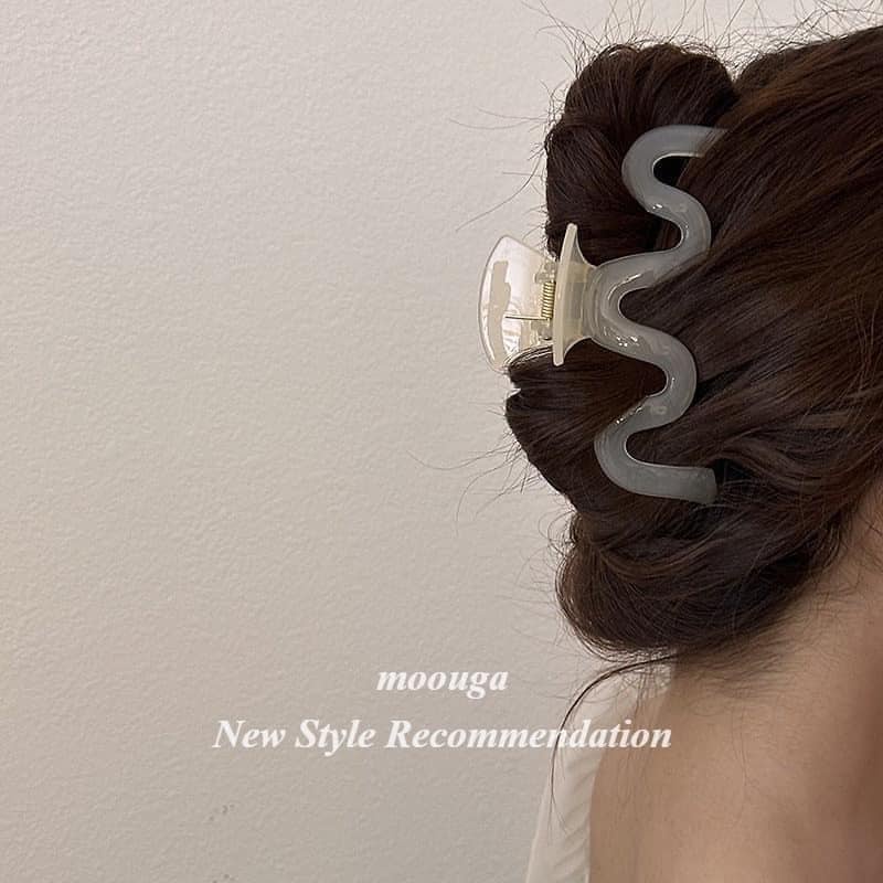 Kẹp Chữ M Màu Thạch