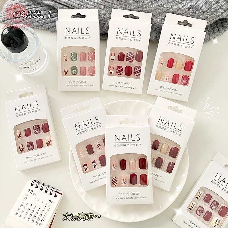 Set 24 Móng Tay Giả Trang Trí Chủ Đề Giáng Sinh