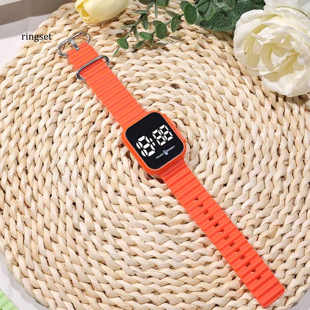 Đồng Hồ Đeo Tay Kỹ Thuật Số Chống Rơi Có Đèn led Hiển Thị Thời Gian Chính Xác Có Thể Điều Chỉnh Làm Quà Sinh Nhật Hoàn Hảo Cho Nam Và Nữ