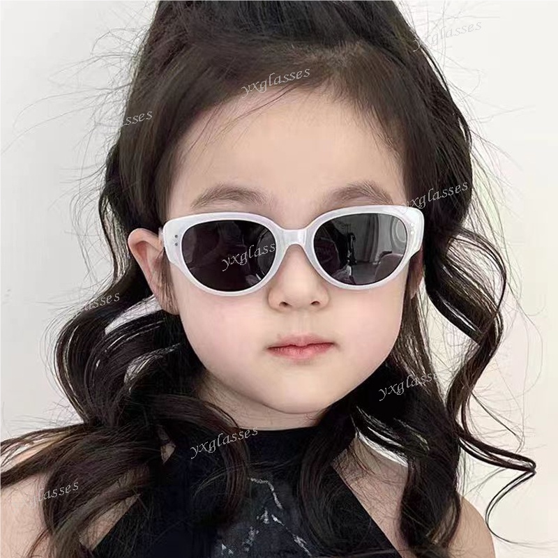 Mới Kính Mát Hình Mắt Mèo Chống Tia uv Cho Bé