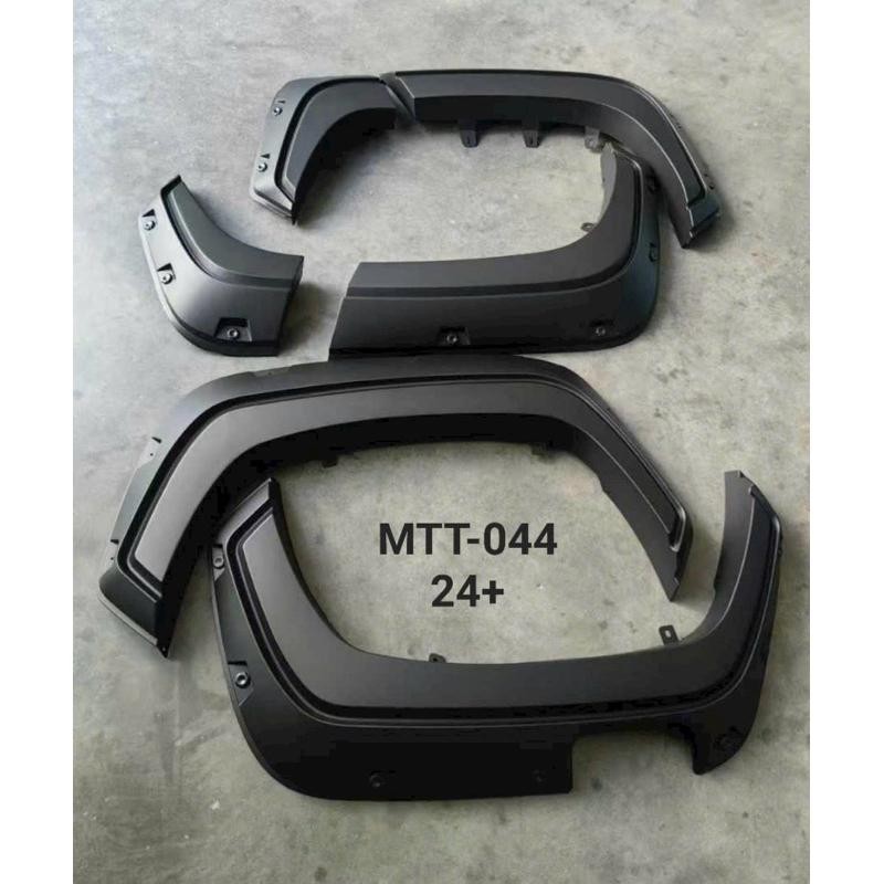 M1 Cua Lốp Triton 2024-2025 fom mới nhất hàng loai M2