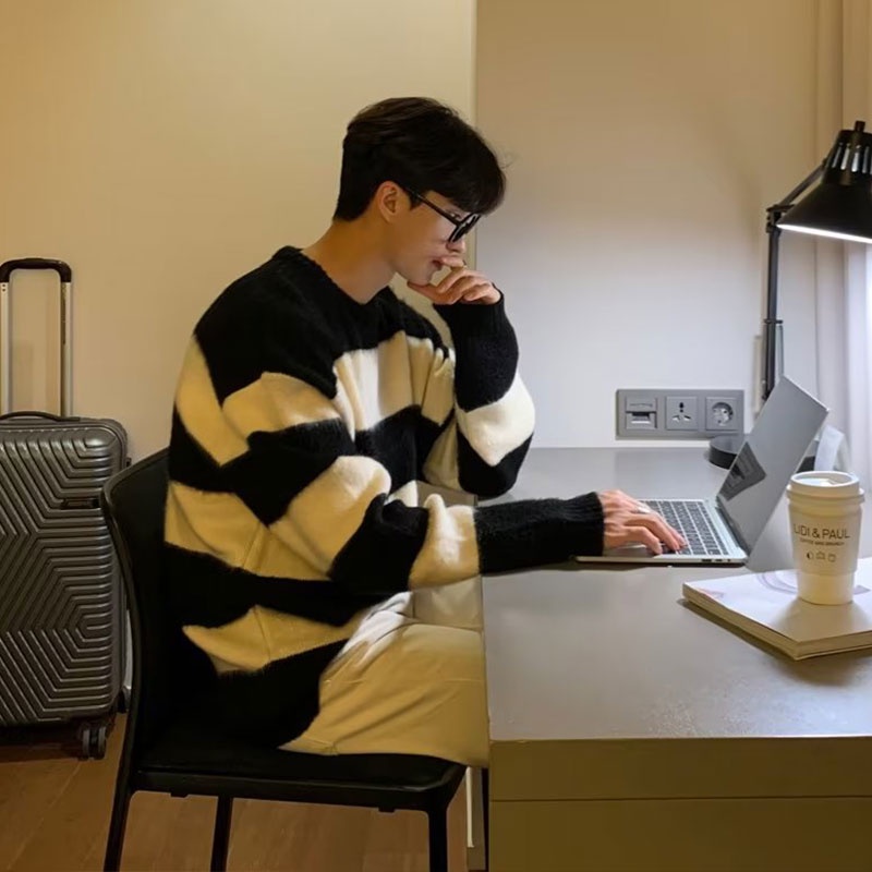 Áo Len Màu Tương Phản Đơn Giản Dễ Phối Đồ Cho Nam