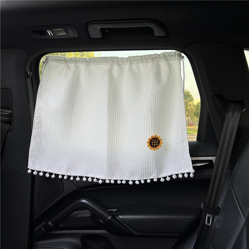 Rèm Che Nắng Cửa Sổ Xe Hơi Họa Tiết Hoạt Hình Có Giác Hút Dành Cho Trẻ Em