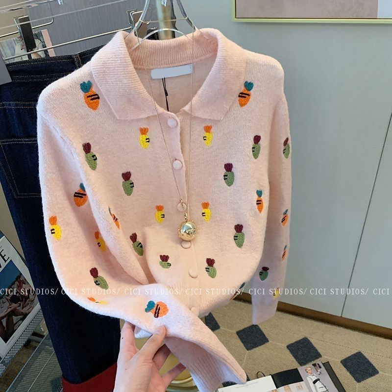 Áo Khoác Len cardigan Cổ Bẻ Thêu Hình Cà Rốt Màu Hồng Thời Trang Thu Đông Mới 2023