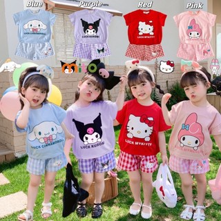 Bộ Quần short + Áo Thun Tay Ngắn Kẻ Sọc Ca Rô In Hoạt Hình hello kitty / Cún Kumamon Dễ Thương Cho Bé Gái