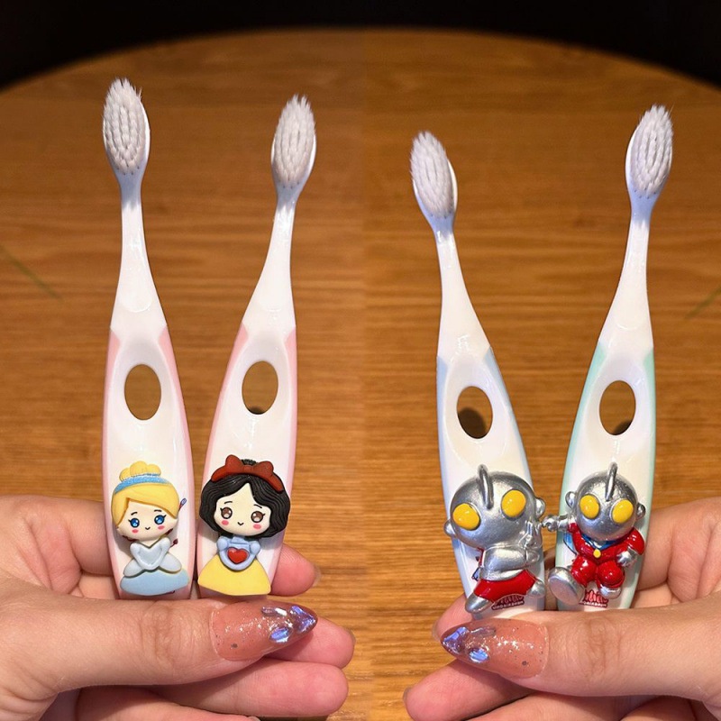 Sanrio Bàn Chải Đánh Răng Lông Mềm Hình kuromi cinnamoroll melody princess ultraman Cho Bé 3-12 Tuổi