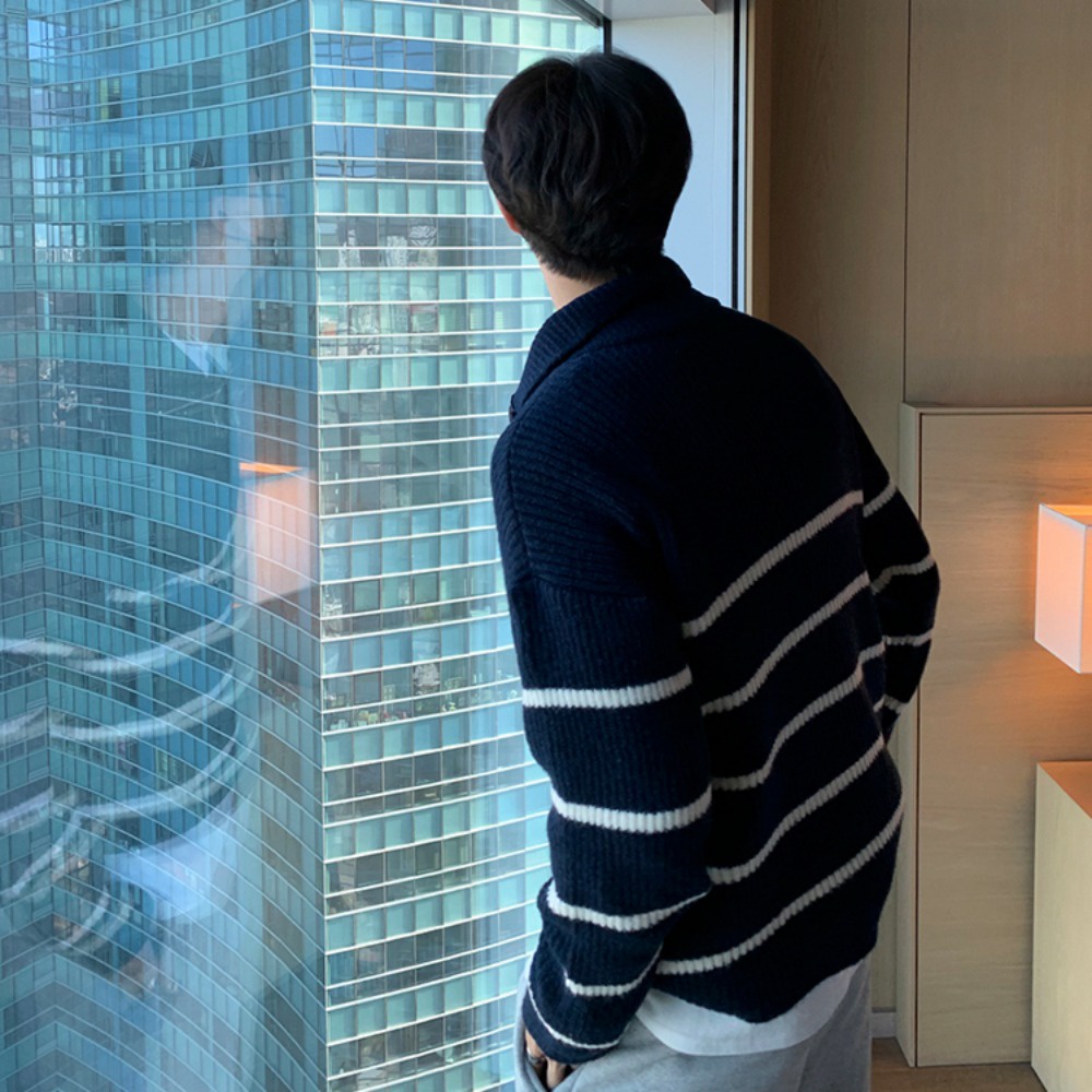 Áo Len Tay Dài Họa Tiết Kẻ Sọc Thời Trang Hàn Quốc Cho Nam