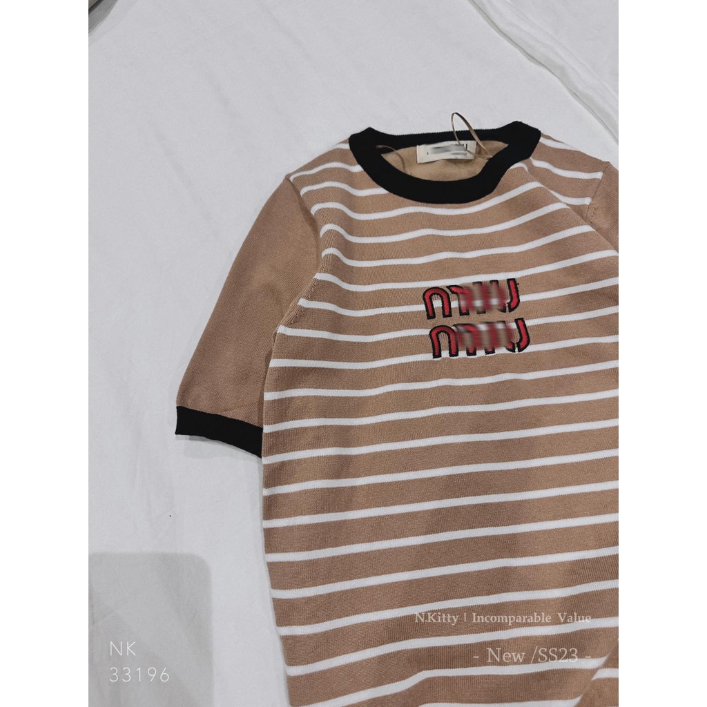 Áo mon.te sọc nâu m.iu mi.u