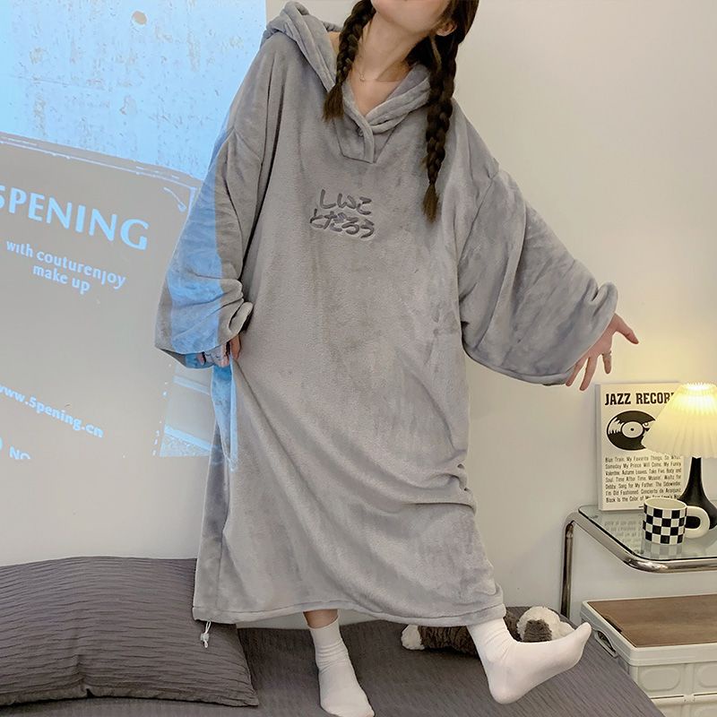 Bộ Đồ Ngủ Một Mảnh Vải Lông Cừu San Hô Dày Dặn Thời Trang Mùa Đông Cho Cặp Đôi