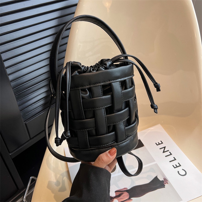 Túi Đeo Chéo Đan Len Thủ Công Phong Cách Phương Tây Thời Trang 2023 Cho Nữ