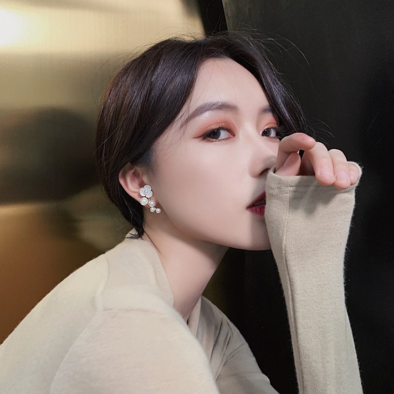 Khuyên Tai Cánh Hoa Đính Ngọc Trai Nhân Tạo vintage Cho Nữ