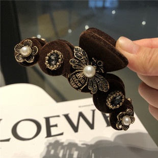 Kẹp Tóc Hình Con Ong Đính Ngọc Trai Thời Trang