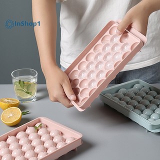 1 khay làm đá tròn 3d bằng nhựa có nắp đậy