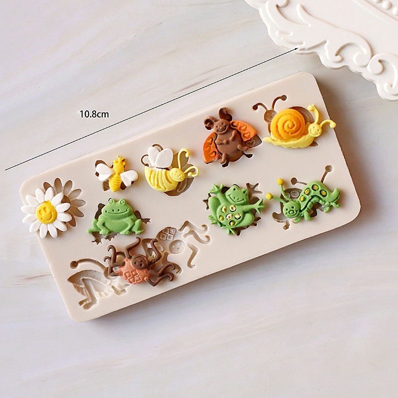 Khuôn silicone Tạo Hình Hàng Rào Cỏ Trang Trí Bánh Kẹo / Socola