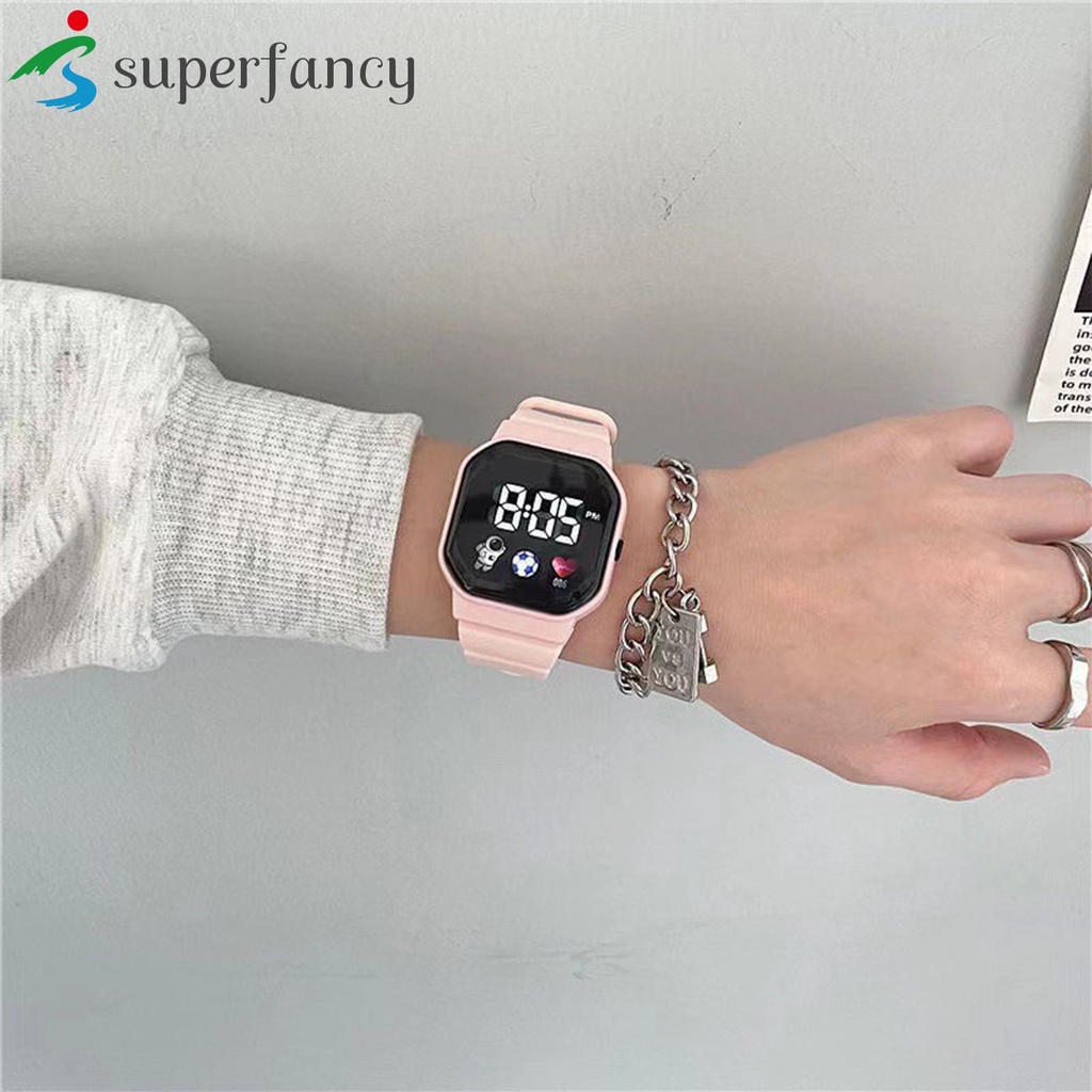 Đồng Hồ Điện Tử Kỹ Thuật Số Lớn Chống Thấm Nước Phát Sáng Trong Bóng Tối Thoải Mái Mặc Đồng Hồ