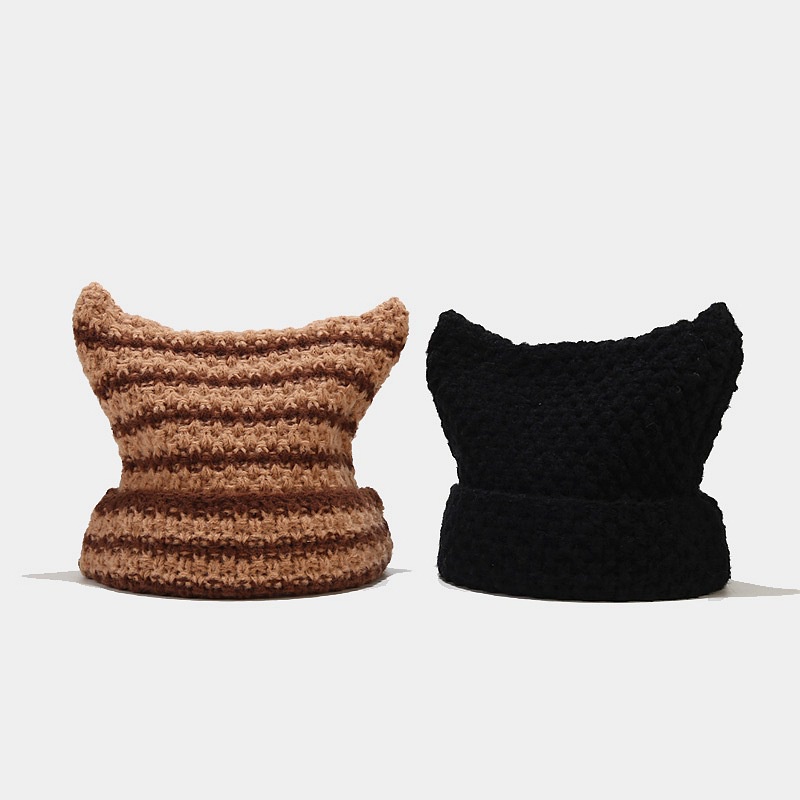 Mũ Len beanie Đính Tai Mèo Dễ Thương Cho Nữ