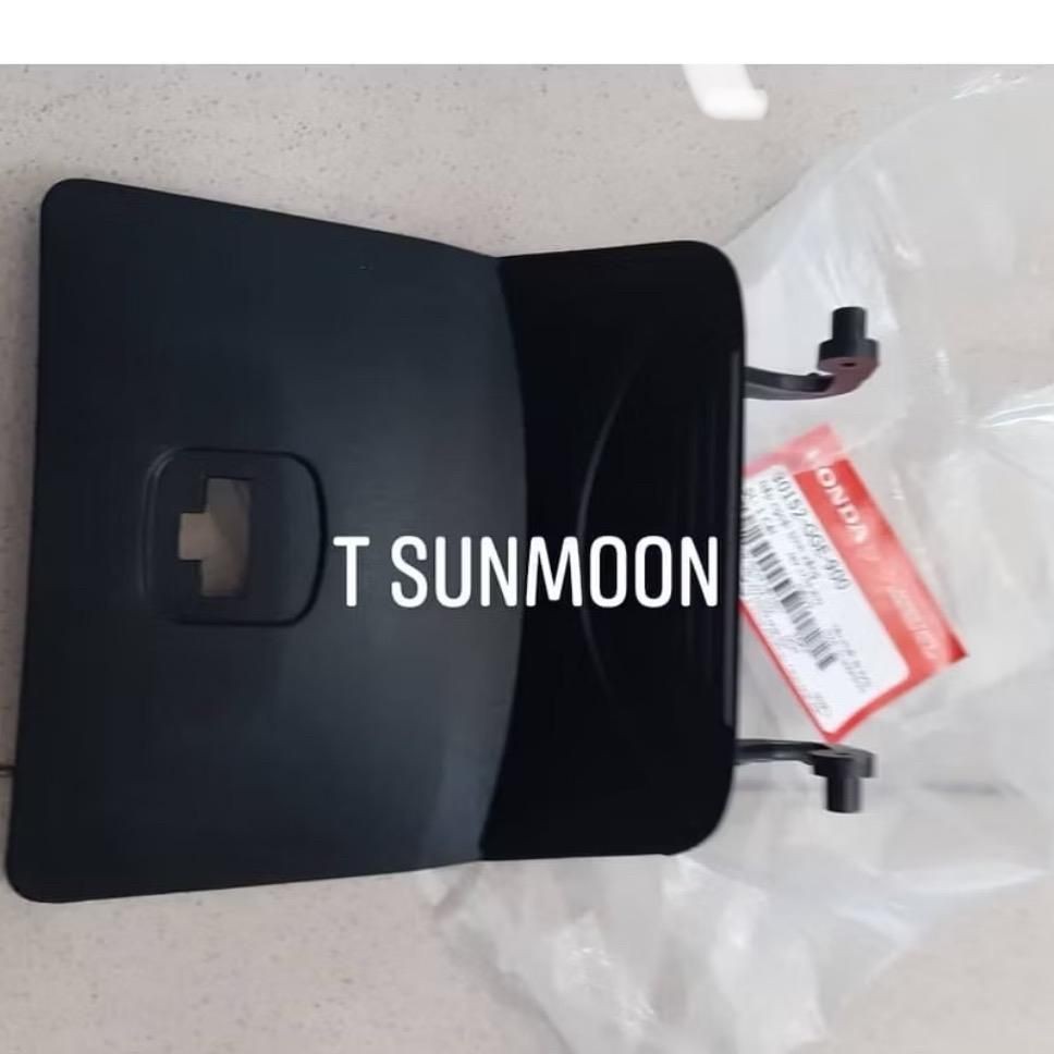 Nắp ngoài bình xăng lead 110 honda