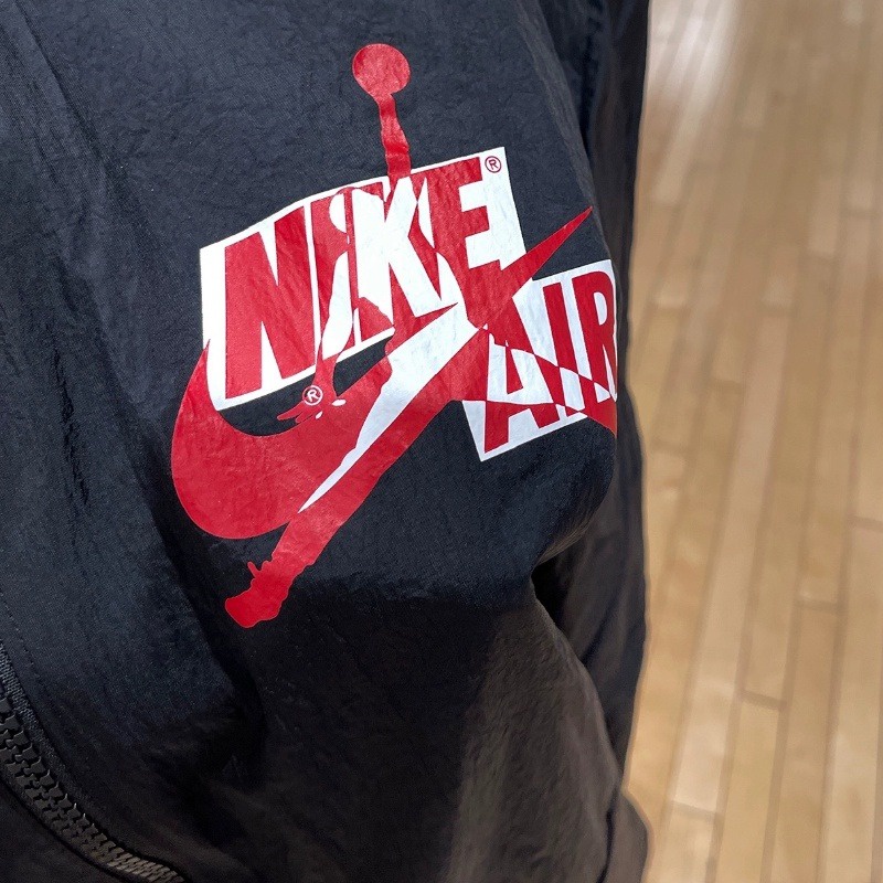 Nike Áo Khoác Thể Thao Có Mũ Trùm Đầu Chất Liệu nylon Dệt cn3824 100% Cho Nam