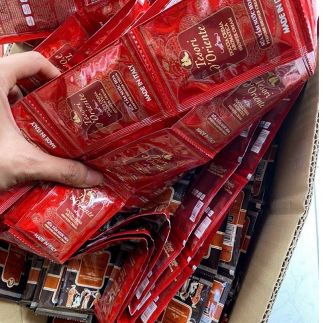 Dây 12 Gói Sữa Tắm Tesori d’Oriente 9ml Hàng Công Ty Nhập Khẩu