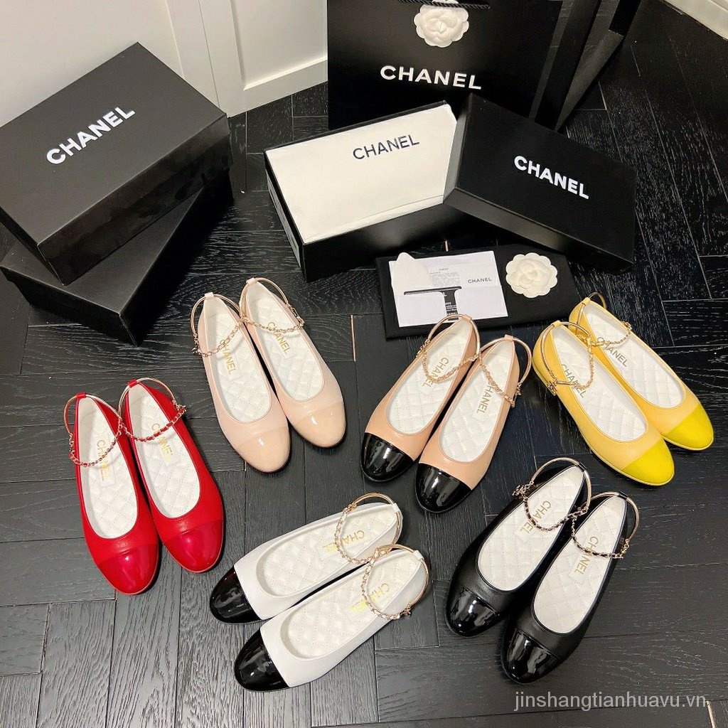 Giày Búp Bê Da Đế Bằng Mũi Tròn Phối Dây Xích Thời Trang 23 Dành Cho Nữ