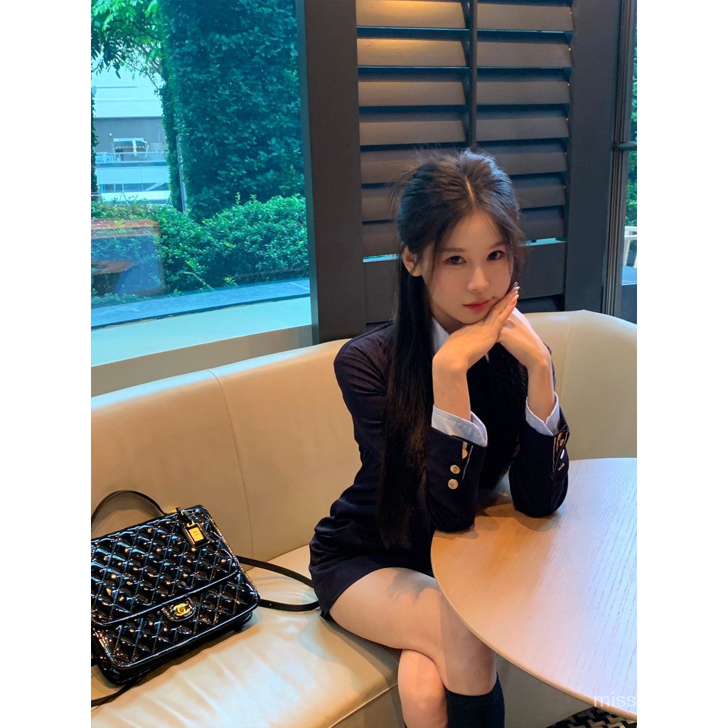 Đầm Dài Tay Giả Hai Mảnh Màu Đen Phong Cách Mùa Thu Cao Cấp q281