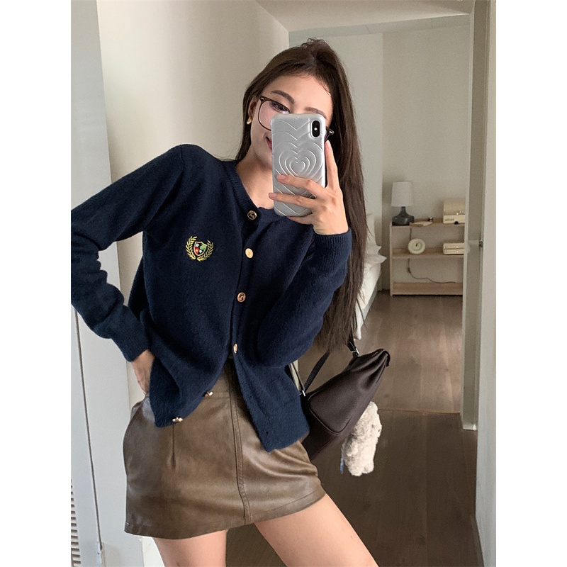Áo Khoác cardigan Dệt Kim Tay Dài Màu Trơn Thêu Họa Tiết Thời Trang Mùa Thu Cho Nữ