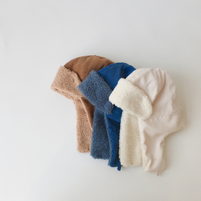 Mũ Phi Công Vải Nhung Lông Xù Màu Trơn Bảo Vệ Tai Chống Gió Mùa Đông Hàn Quốc Cho Trẻ Em