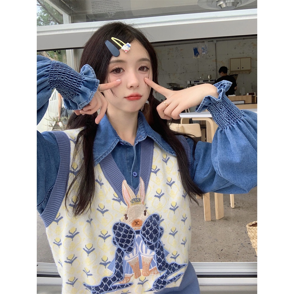 Hoạt Hình Áo Dệt Kim Sát Nách Cổ Chữ v In Hình Thỏ Dễ Thương Cho Nữ