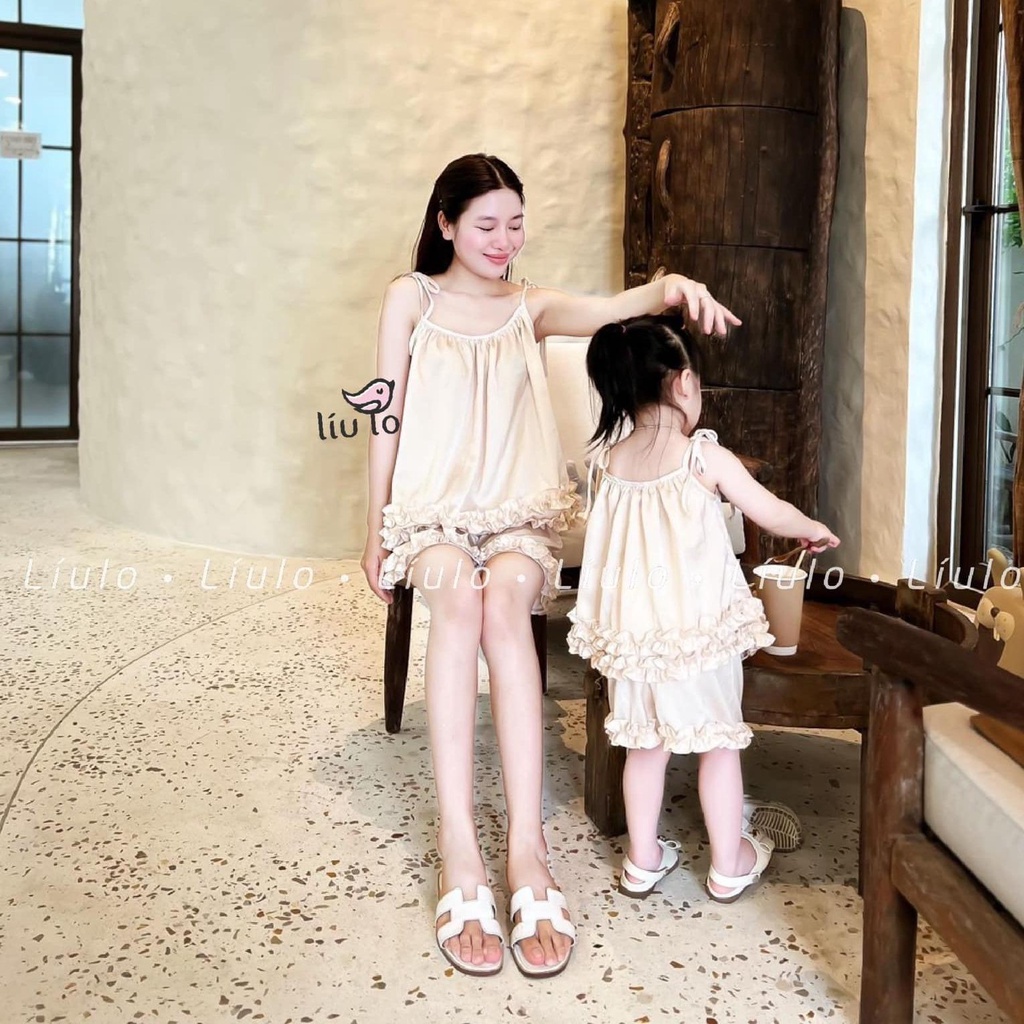 Set Bộ đôi Mẹ và Bé - Bộ Áo Bèo Nhún Quần Đùi Màu Be Hàn Quốc