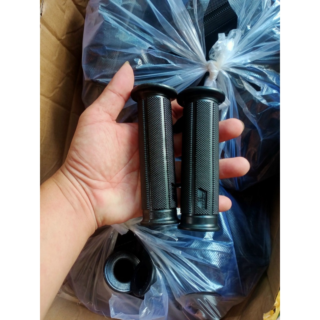 Bao tay TBT hàng Pháp mẫu V1  giá 1 Cặp 2 bên  sử dụng cho mọi loại xe, hàng mềm, bám tay, dày, chất lượng