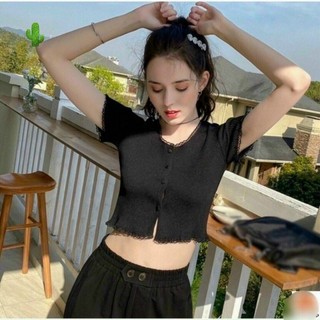 Áo Croptop Thun Phối Ren Sang Trọng -Thu Hút Sự Chú Ý TTPC0019 