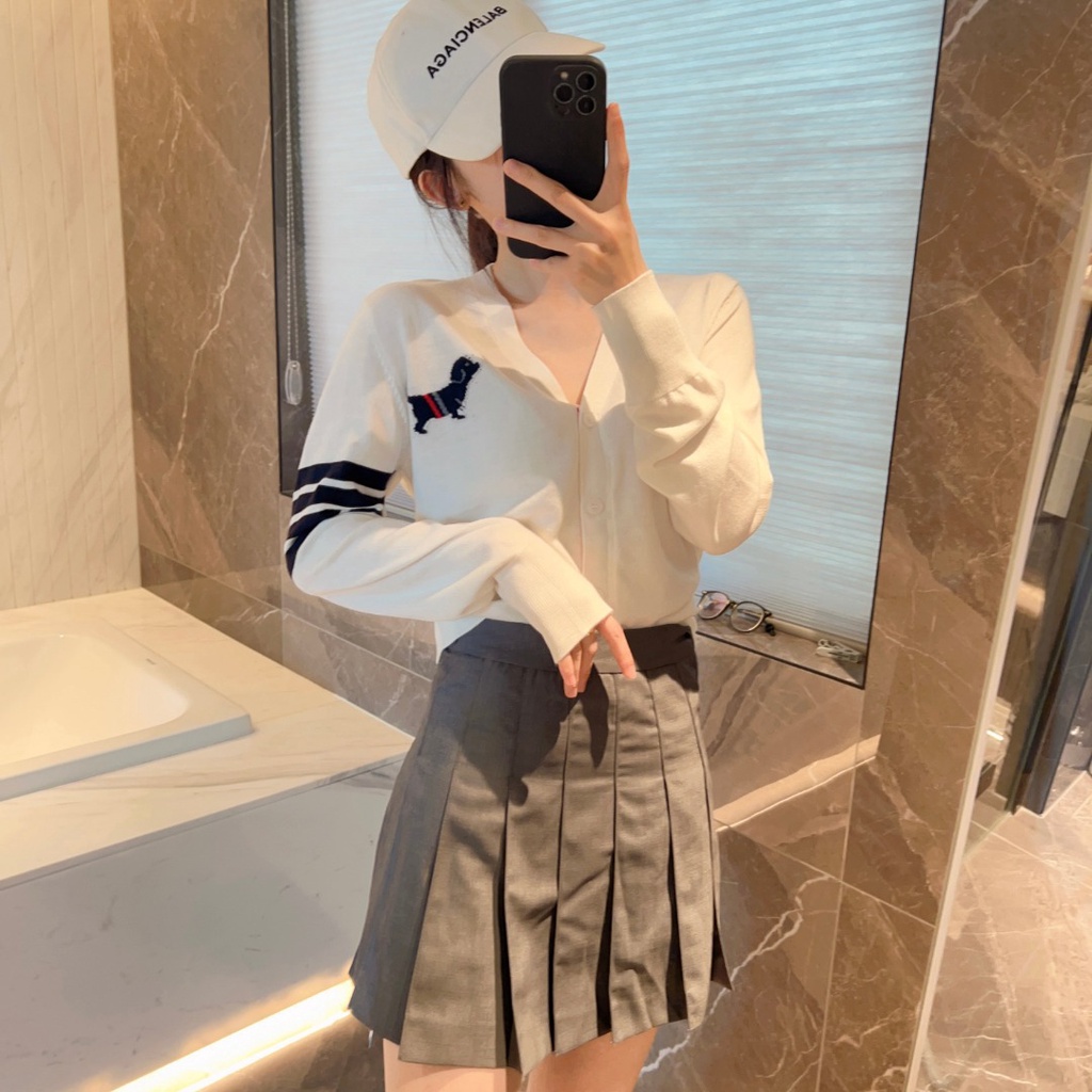 Tom Brown spring and autumn fashion embroidered dog V-neck long-sleeved cardigan jacket