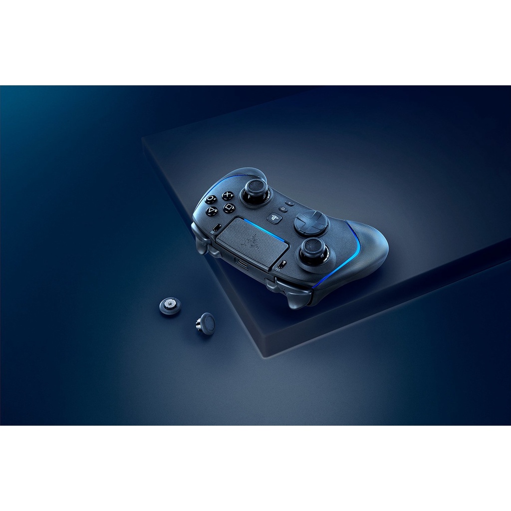 Tay cầm chơi game Razer Wolverine V2 Pro - Wireless PlayStation 5 - Hàng Chính Hãng