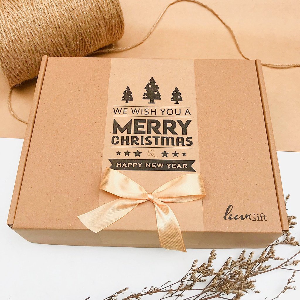 Combo Hộp đựng quà kiểu kraft thiết kế kèm túi quà, kèm giấy rơm trang trí hộp quà