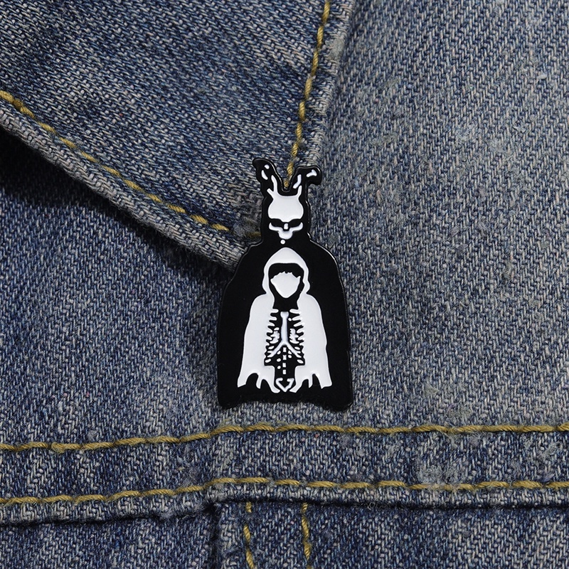 Huy Hiệu Cài Áo Hình Thỏ Độc Đáo