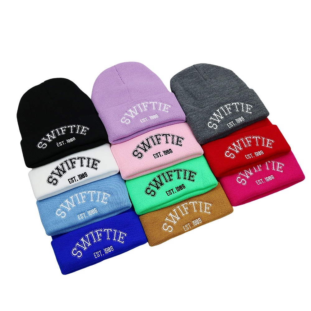 Mũ beanie Dệt Kim Mềm Thêu Hình taylor taylor swift 1989 Ấm Áp Mùa Đông Cho Nữ