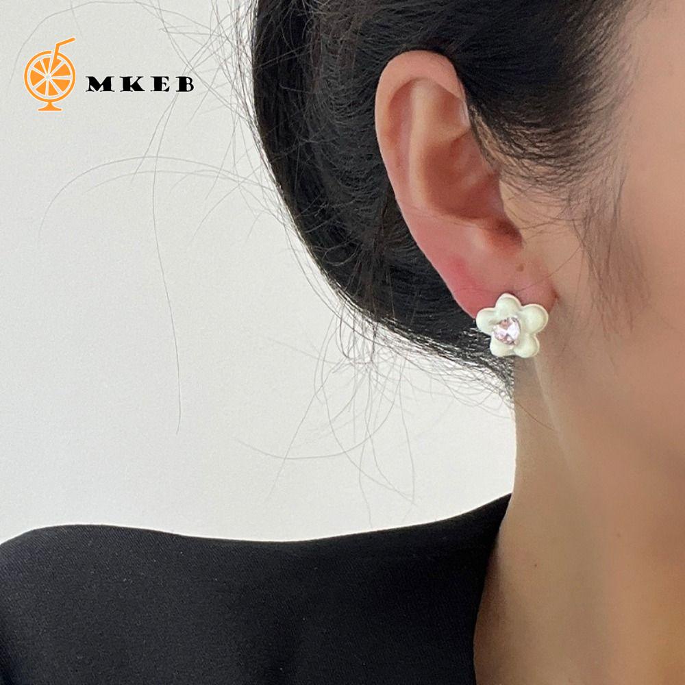 MKEB Đôi Bông Tai Mạ Vàng 2K Hình Trái Tim Đính Đá Thời Trang Cho Nữ