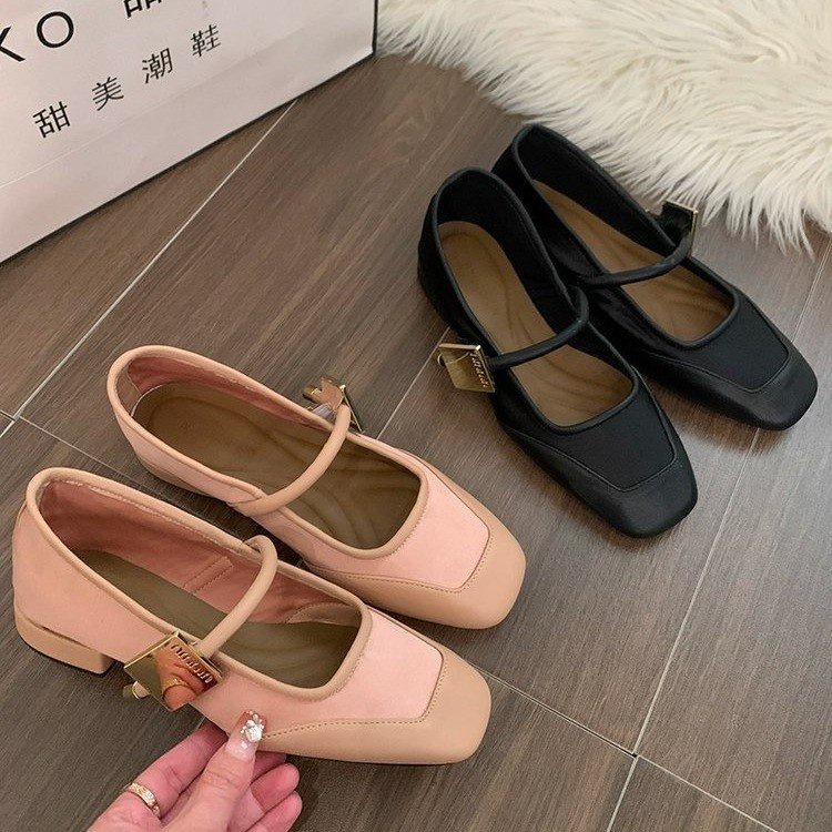 Giày Cao Gót Mũi Vuông Phối Khóa Cài Thời Trang