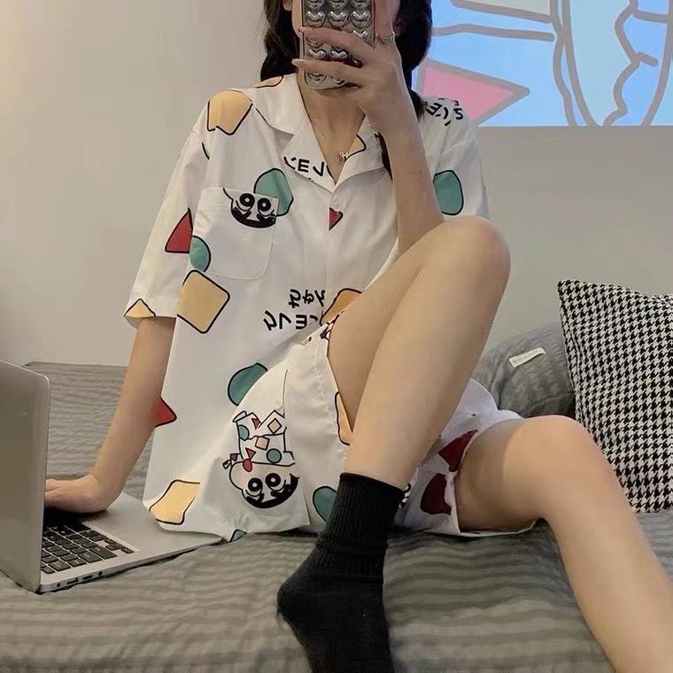 Bộ Đồ Ngủ Tay Ngắn In Họa Tiết Hoạt Hình Dễ Thương Thoải Mái Cho Nữ