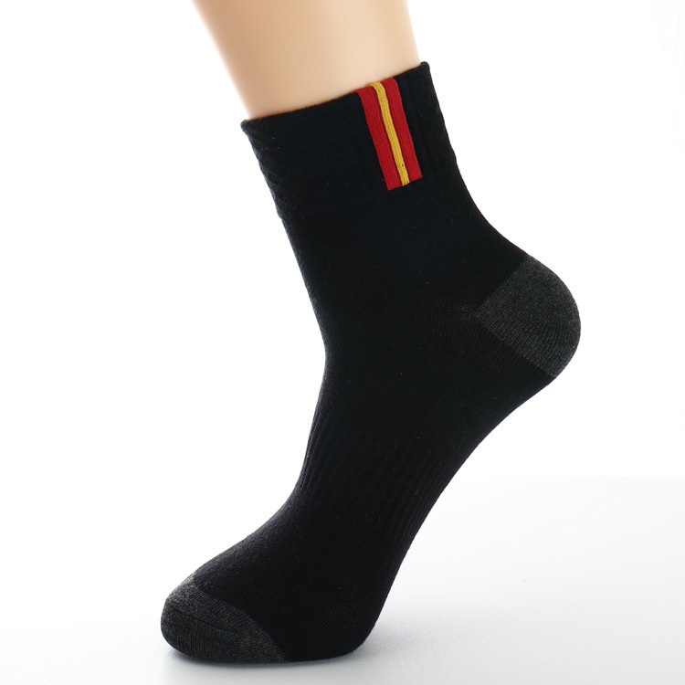 Vớ cotton Dày Dặn Màu Trơn Dễ Phối Đồ Phong Cách Thể Thao Thời Trang Thu Đông Mới Cho Nam