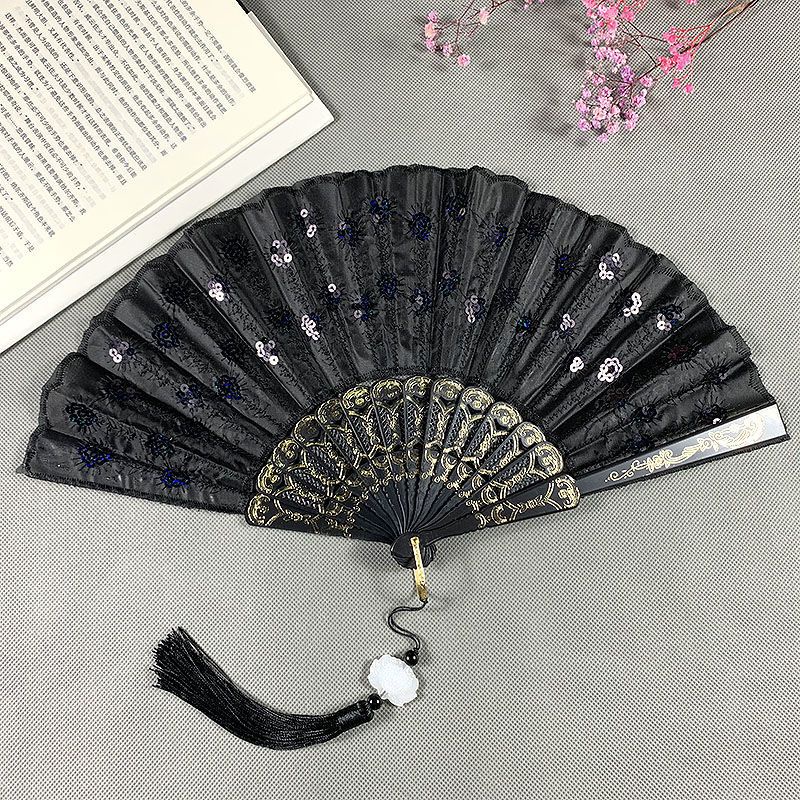 Quạt Lụa Cầm Tay Đính Kim Sa Bằng Nhựa Phong Cách Cổ Điển